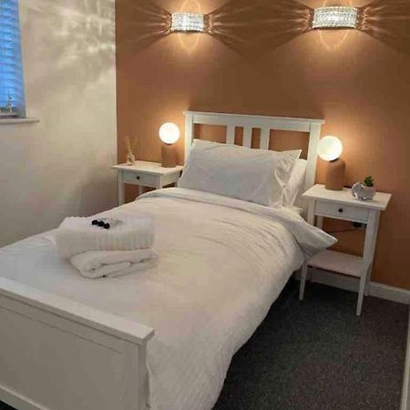 Modern + Secluded 3 Bed, 10 Mins Into City Centre Spixworth Exterior photo