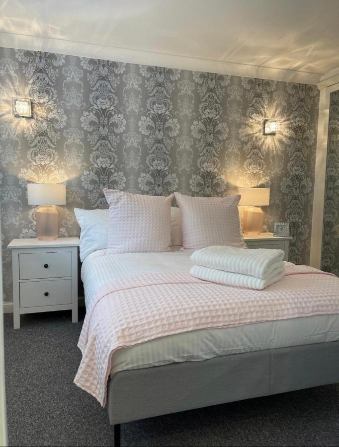 Modern + Secluded 3 Bed, 10 Mins Into City Centre Spixworth Exterior photo